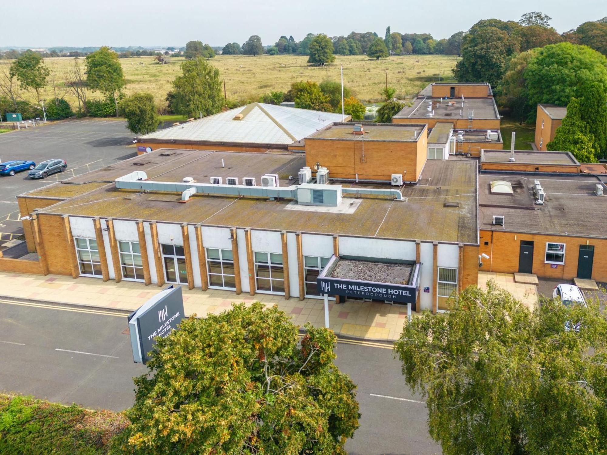 Milestone Peterborough Hotel A1M, Sure Hotel Collection By Best Western Stilton Exterior foto